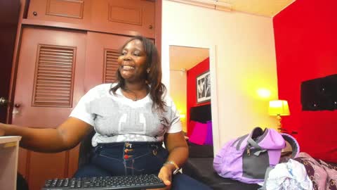 Nicol online show from 01.11.25