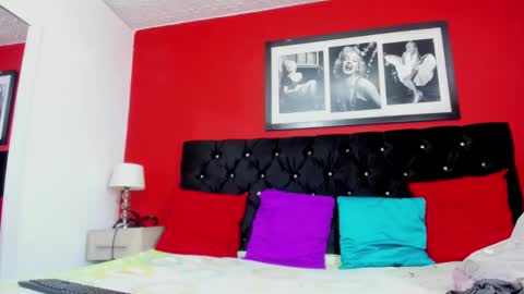 Nicol online show from 02.28.25