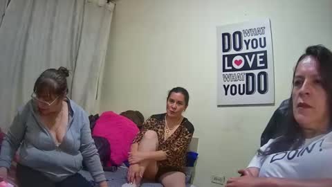 nicoltatiana_ online show from 10.07.25