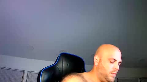 Snapshot of nightlifecouple chatting on 10.10.25 nightlifecouple online show from 10.10.25