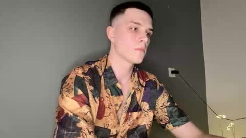 Max online show from 12.18.25