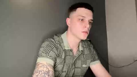 Max online show from 12.21.25