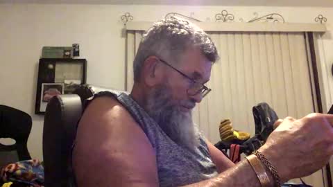 Snapshot of nightmoves1970 chatting on 10.19.25 nightmoves1970 online show from 10.19.25