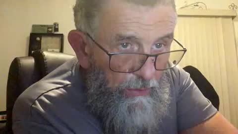 Snapshot of nightmoves1970 chatting on 10.30.25 nightmoves1970 online show from 10.30.25