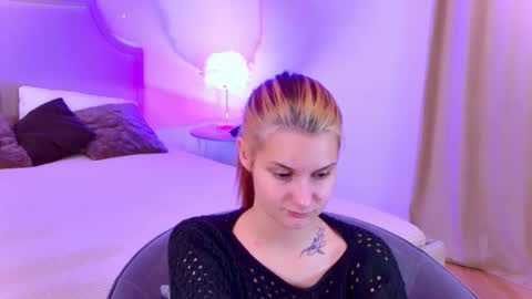 NightOpal online show from 11.04.25