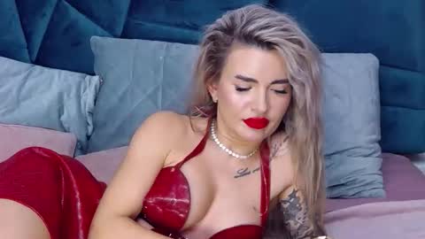 Iris online show from 10.22.25