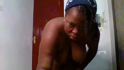 Nighty Desire online show from 10.17.25