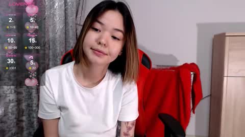 Niia online show from 09.21.25