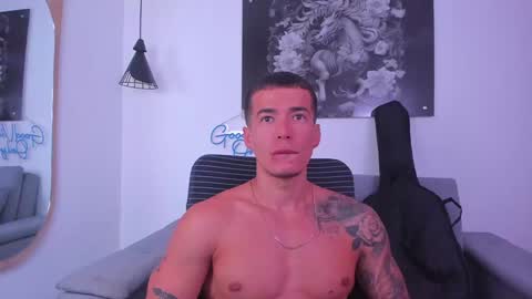 Snapshot of niickcooper chatting on 01.23.25 Niick online show from 01.23.25