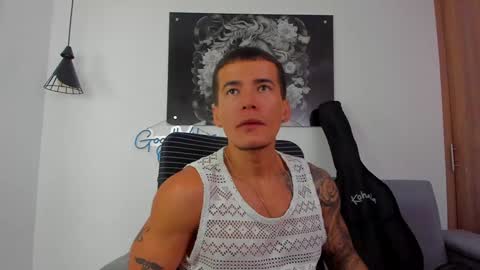 Snapshot of niickcooper chatting on 02.02.25 Niick online show from 02.02.25