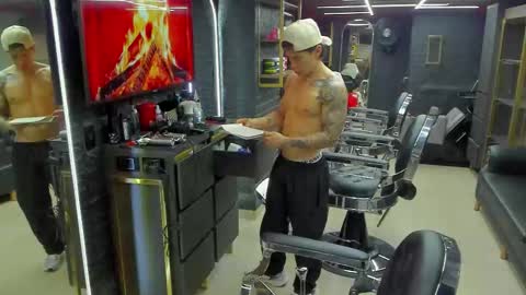 Snapshot of niickcooper chatting on 02.05.26 Niick online show from 02.05.26