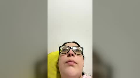 Snapshot of niickyjones chatting on 07.15.26 Anni online show from 07.15.26