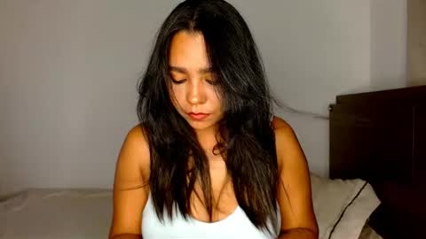Snapshot of niicolleanderson chatting on 07.12.26 online show from 07.12.26