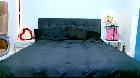 Niinarosee online show from 03.03.26