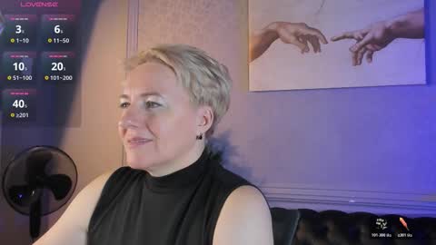 Nika online show from 11.28.25