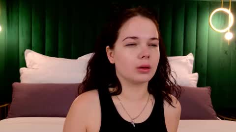 Nika online show from 09.28.25