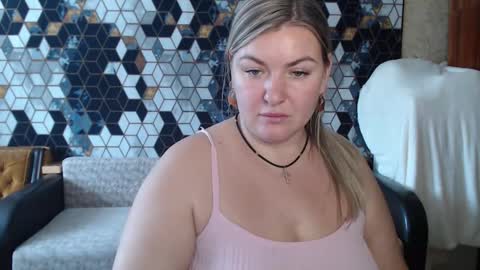 Snapshot of nikaskylink chatting on 02.03.26 Nika online show from 02.03.26