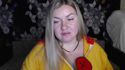 Snapshot of nikaskylink chatting on 02.06.26 Nika online show from 02.06.26