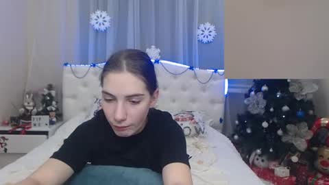 nikastarkk online show from 12.08.24