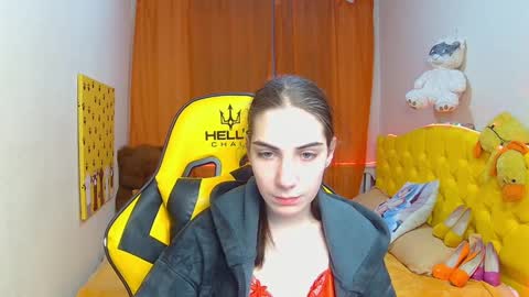 nikastarkk online show from 02.10.25
