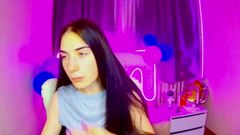 Snapshot of nikastarkk chatting on 10.01.25 nikastarkk online show from 10.01.25