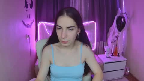 Snapshot of nikastarkk chatting on 10.14.25 nikastarkk online show from 10.14.25