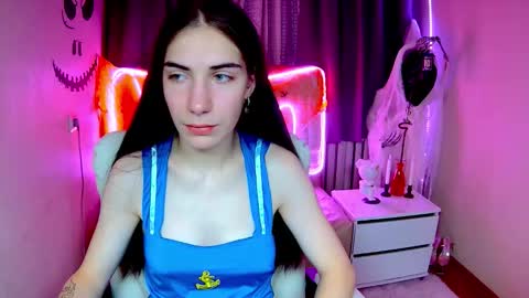 Snapshot of nikastarkk chatting on 10.17.25 nikastarkk online show from 10.17.25