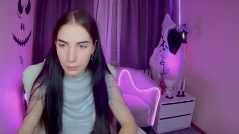 Snapshot of nikastarkk chatting on 10.22.25 nikastarkk online show from 10.22.25