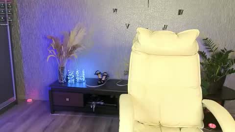 NikaStill  online show from 02.14.26