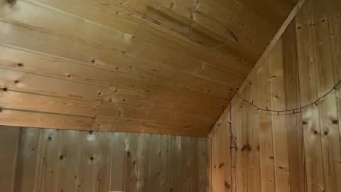 Snapshot of nikbusiness chatting on 01.09.25 Nick online show from 01.09.25