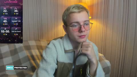 Snapshot of nikistorming chatting on 01.08.25 Niki online show from 01.08.25