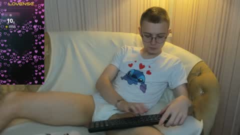 Snapshot of nikistorming chatting on 01.24.25 Niki online show from 01.24.25