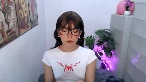 Snapshot of nikitta_morris chatting on 05.04.26 nikitta_morris online show from 05.04.26