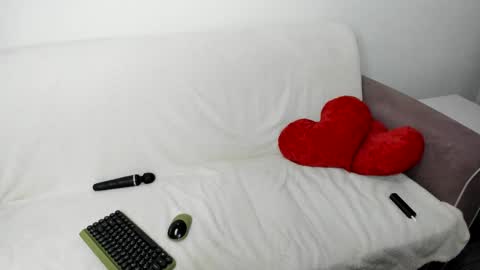 Snapshot of nikki000cool chatting on 02.15.25 Veronika online show from 02.15.25