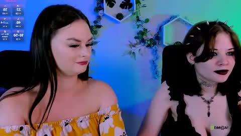 nikki_kiss_ online show from 07.22.26