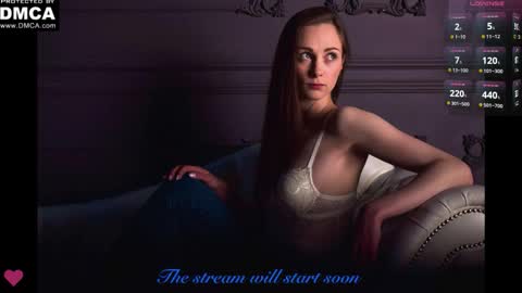 Snapshot of nikki_maks chatting on 11.16.25 The next broadcast will be on at 900 UTC3 online show from 11.16.25