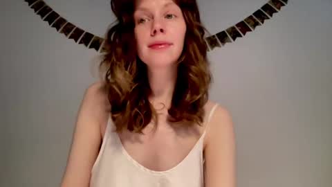 Nikki online show from 01.10.25