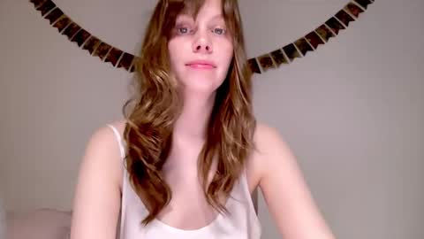 Nikki online show from 12.21.25