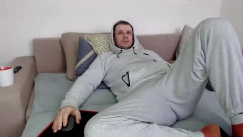 Snapshot of nikkiaadel chatting on 10.24.25 Nick online show from 10.24.25