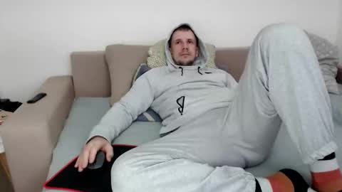 Snapshot of nikkiaadel chatting on 10.27.25 Nick online show from 10.27.25