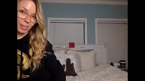 Snapshot of nikkib653466 chatting on 04.19.26 nikkib653466 online show from 04.19.26
