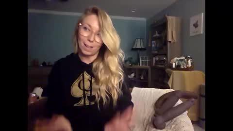 Snapshot of nikkib653466 chatting on 06.11.26 nikkib653466 online show from 06.11.26