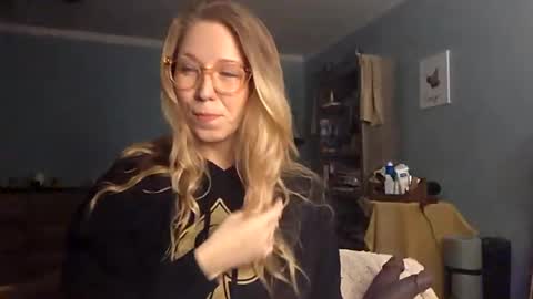 Snapshot of nikkib653466 chatting on 08.06.26 nikkib653466 online show from 08.06.26