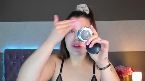 Nikki online show from 02.19.26