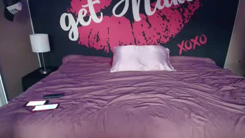 Snapshot of nikkilynnerotic chatting on 02.25.25 NikkiLynnErotic online show from 02.25.25