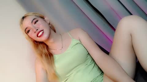 Snapshot of nikkita_hudson chatting on 07.18.26 nikkita_hudson online show from 07.18.26