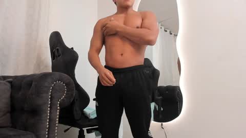 niklause_froid online show from 02.07.25