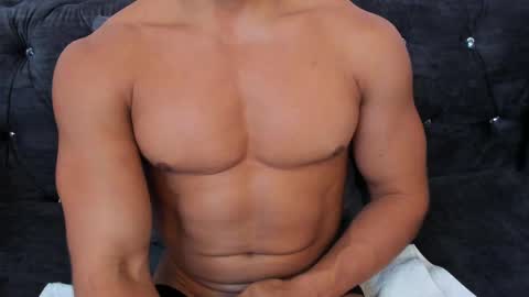 niklause_froid online show from 02.23.25