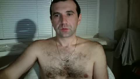 nikolas_vaz online show from 12.04.24