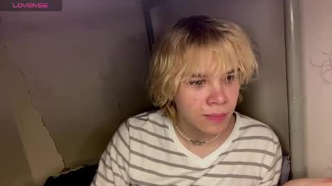 Snapshot of nikolasbucks chatting on 02.16.26 nikolasbucks online show from 02.16.26